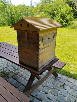 Automatický včelí úl FLOWing HIVE - 2