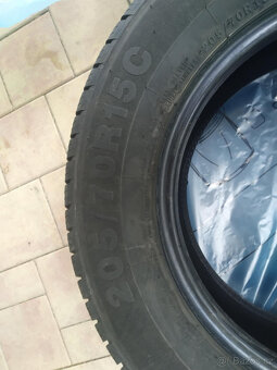 205/70 R15 C - 2