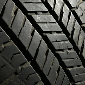 Letní pneu 235/55 R18 100H Yokohama 5,5mm - 2