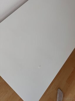 Psací stůl z Ikea - 2