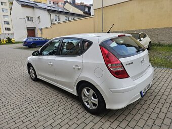 Hyundai I30 1,6 Crdi, 85 kW, rok 2011 - 2