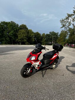 Skůtr 125 - 2