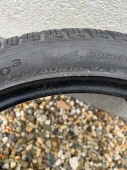 Prodej zimní pneumatiky 225/40 R18 - 2