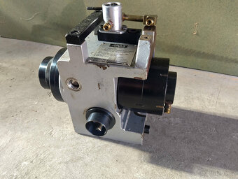 Dělička, čtvrtá osa, HAAS SHA5C4HD REZERVACE - 2