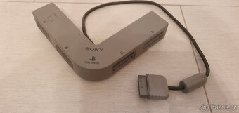 Sony PlayStation multitap - 2