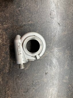 Osa + náhon tachometru Kawasaki ZZR1100 D - 2