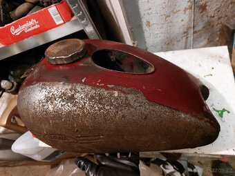 Koupim nadrz JAWA PERAK TYP KOMUNISTA - 2