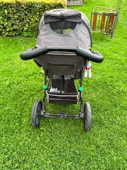 Dětský kočárek - 2