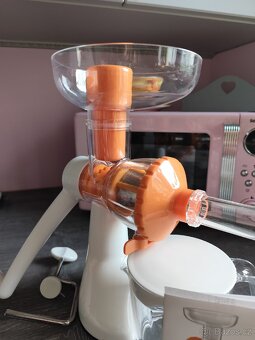 Odšťavňovač Tescoma - 2