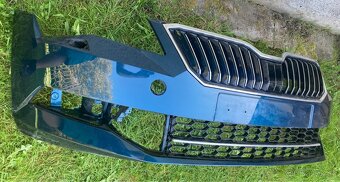 Přední část Škoda Superb 3 - 2