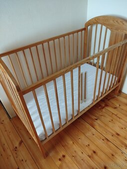 Dětská postýlka s matrací - 2