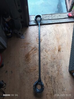 Přední rozpěrka Felicie - 2