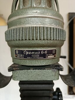 Starší zvětšovací přístroj - 2