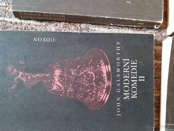 MODERNÍ KOMEDIE 1,2,3 - 2