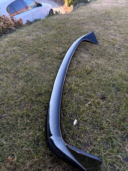 Křídlo BMW E87 - 2