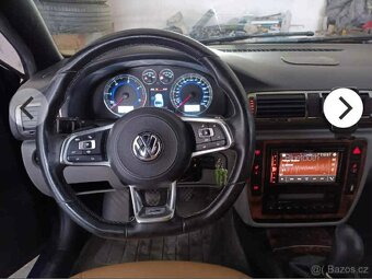 Volkswagen Passat - 2