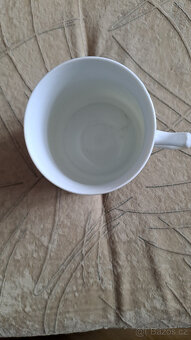 Starý hrnek (porcelán) - 2