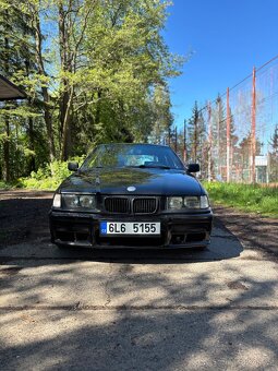 BMW e36 323i - 2