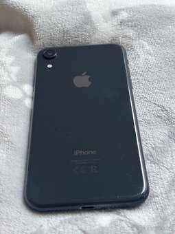 iPhone XR 64GB – dobrý stav - 2