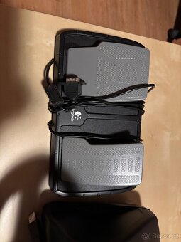 Logitech volant s pedály - 2