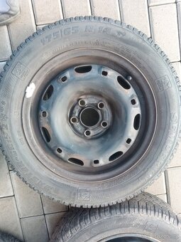 použité pneumatiky 175/65 R14 a disky 5Jx14 ET35 - 2