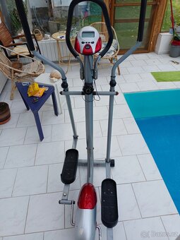 Eliptický trenažér OneBody – domácí stepper/crosstrainer - 2