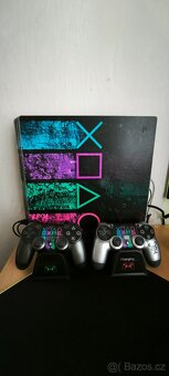 PlayStation 4 PRO - 2
