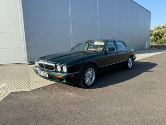 Jaguar XJ8 4.0 V8 (X308) - 2