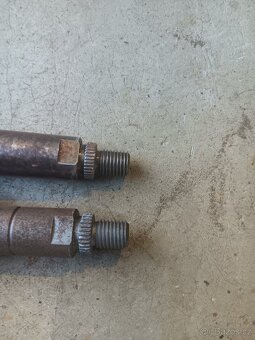 ČZ 125/150c trny stupaček - 2