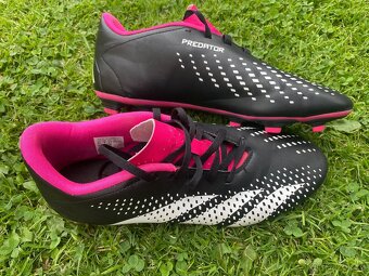 Kopačky Adidas Predator Accuracy 4 FXG 42 - 2