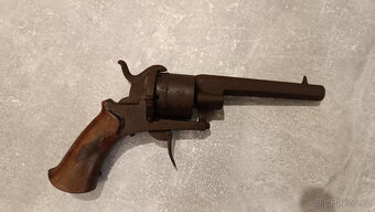 Prodám Historický Revolver LEFAUCHEUX - 2