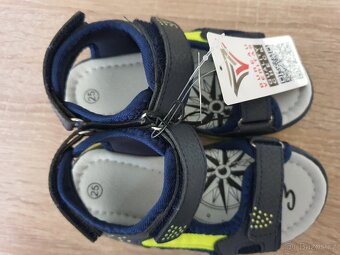 Sandalky nove, vel 25 - 2