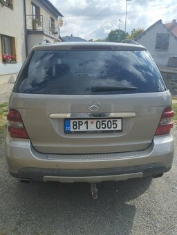 Mercedes Benz ML 320 - 2