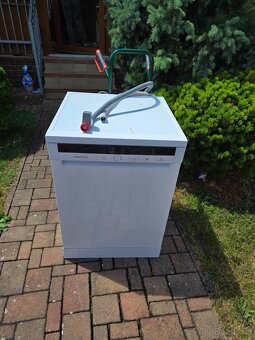 Myčka Grundig 60cm - 2