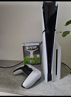 Prodám Sony PlayStation 5 Slim + hra - 2