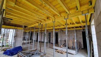 Stropní bednění, stojky, překližky, bednění věnců - 2