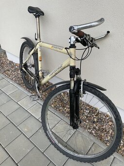 Kolo Author Traction - 2