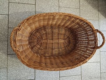 Proutěný koš na prádlo - 2