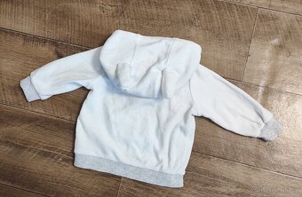 Mikina s kapucí vel.68 - 2