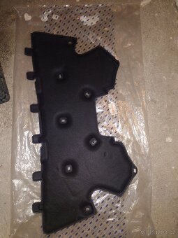 1719761 Ford Kuga - 2