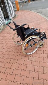 Invalidní vozík zánovní WERMEIREN V300 - 2