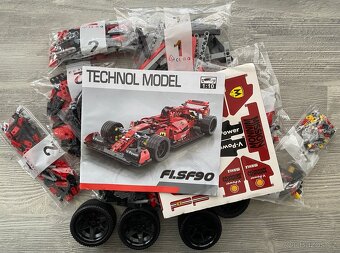 NOVÉ Ferrari F1 Team - 1200ks kostek - 2