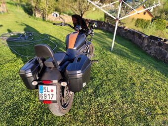 Kawasaki Vulcan 650 S - 2