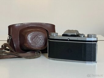 Fotoaparát Praktica FX2 + objektiv Carl Zeiss Jena Tessar 2 - 2