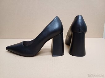 Extravagantní černé lodičky vel.39 - 2