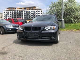 BMW E91 330xi - 2