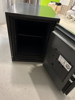 Ohnivzdorný sejf YFM/520/FG2/B - 2