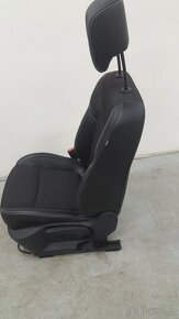 Sedadlo řidiče Clio IV - 2