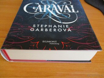 Caraval - Stephanie Garberová - 2