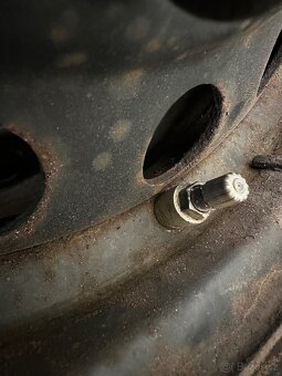 Disky se Zimními pneu Continental 205/55 R16 - 2
